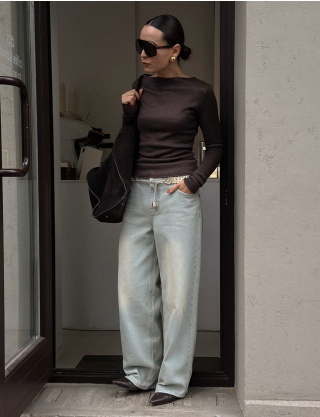 Лонгслів темно-коричневий із м’якого трикотажу Картинка Лонгслів темно-коричневий із м’якого трикотажу