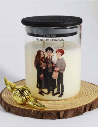 Свічка "Stories of Hogwarts" з ароматом - бузиновий нектар Картинка Свічка "Stories of Hogwarts" з ароматом - бузиновий нектар