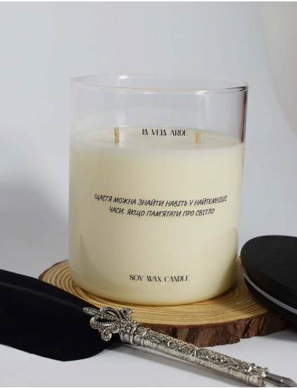 Картинка Свічка "Stories of Hogwarts" з ароматом - булочка з корицею