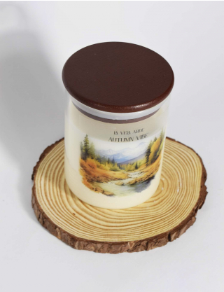 Свічка "AUTMN WIBE" з ароматом - ліси Аспену Картинка Свічка "AUTMN WIBE" з ароматом - ліси Аспену