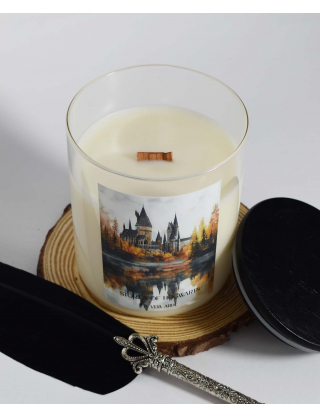 Картинка Свічка "Stories of Hogwarts" з ароматом - пало санто та сандалове дерево