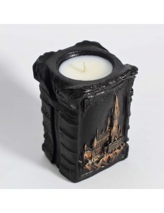 Картинка Свічка "Stories of Hogwarts" з ароматом - обіднього чаю