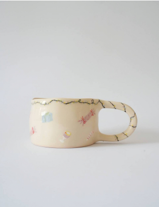 Картинка Керамічна чашка ручної роботи «Подарунки та вогники»