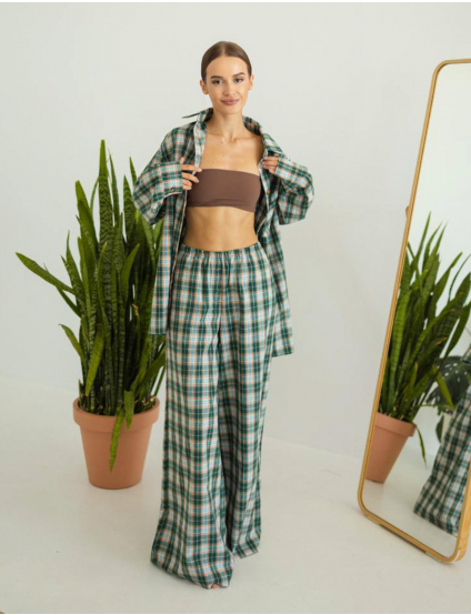 Картинка Жіноча піжама в клітинку з турецької байки