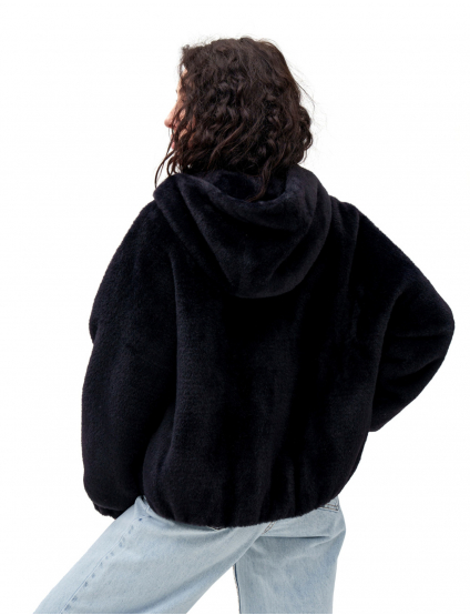 Картинка Шуба чорна