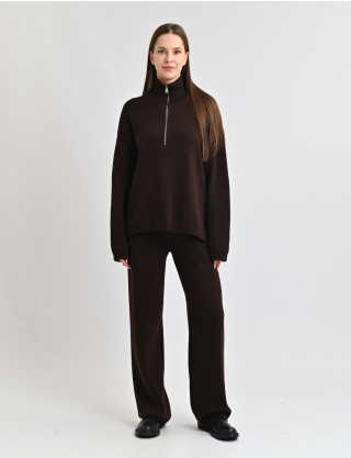 Картинка Светр коричневий