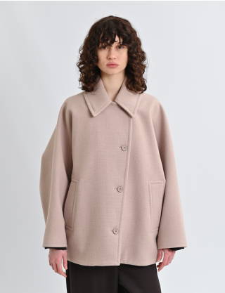 Пальто бежеве Картинка Пальто бежеве