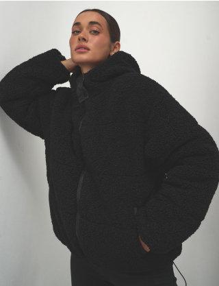 Картинка Куртка чорна