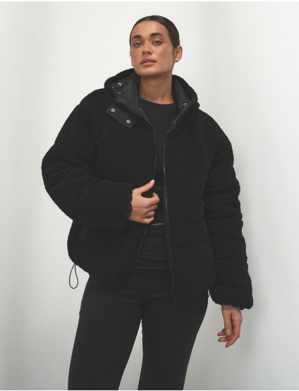 Картинка Куртка чорна