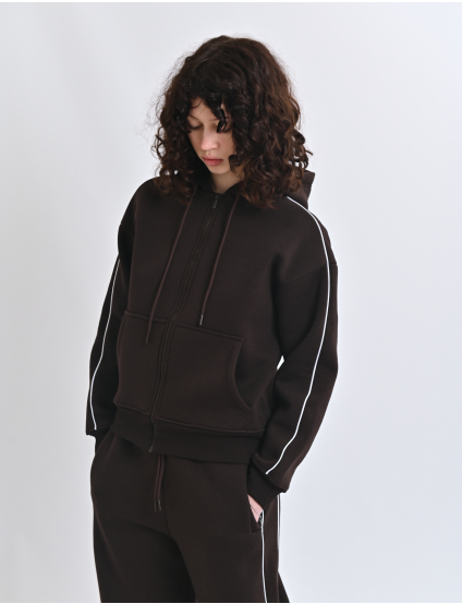 Картинка Костюм коричневий