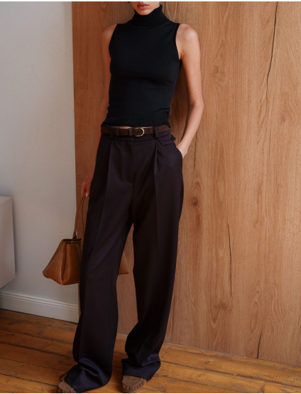 Картинка Топ чорний