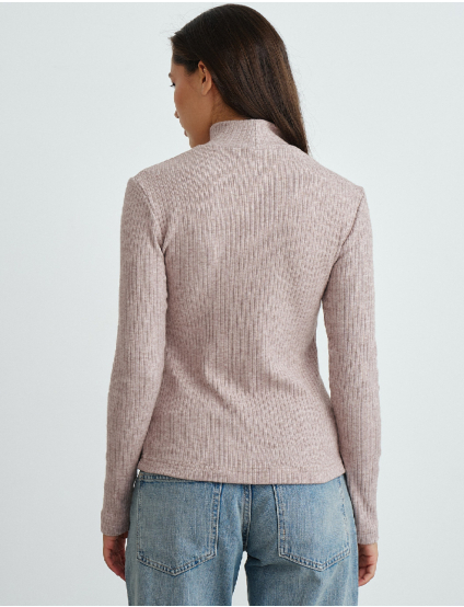 Картинка Гольф бежевий