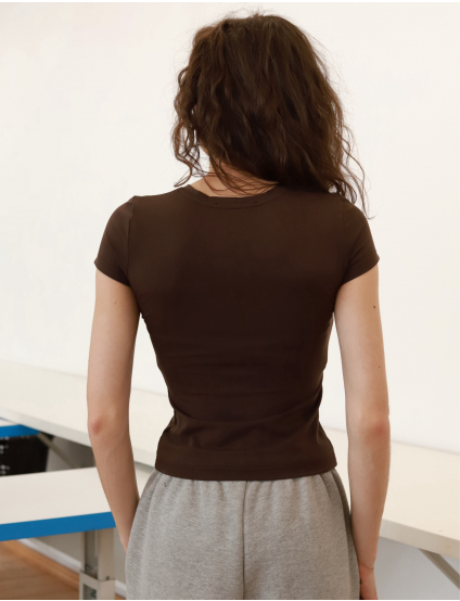 Картинка Футболка темно-коричнева