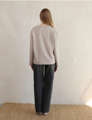 Картинка Лонгслів бежевий