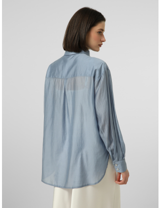 Картинка Блакитна легка сорочка oversize з шовковистим ефектом