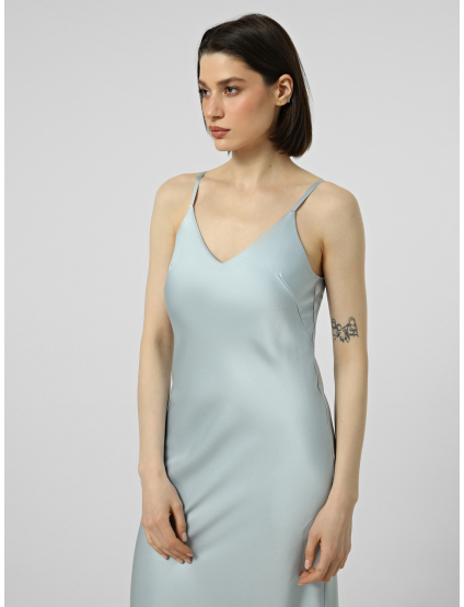 Картинка Атласна сукня-комбінація блакитна