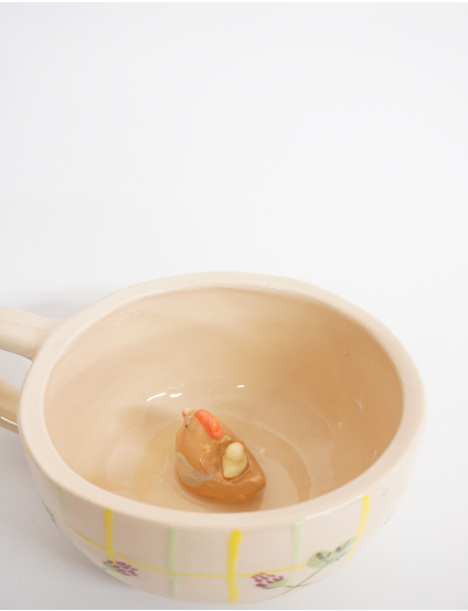 Картинка Чашка " Квочка з циплятком в конюшині"