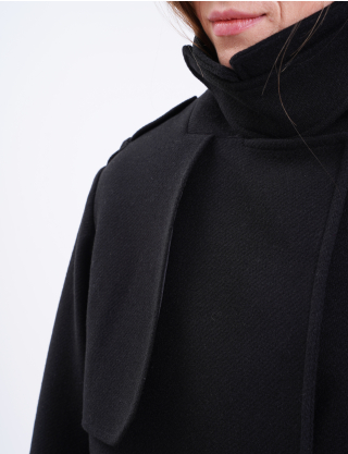 Картинка Пальто укорочене чорне