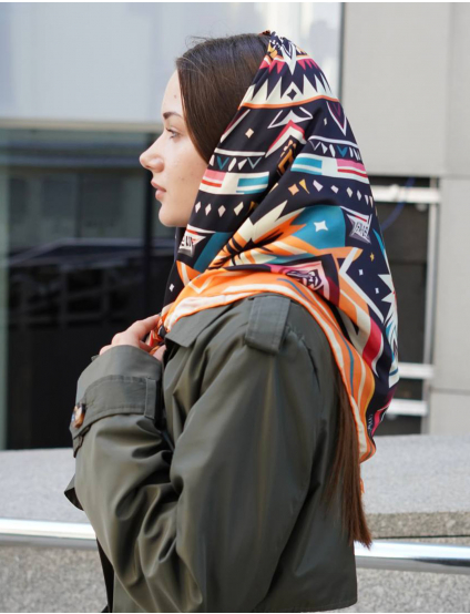 Картинка Дизайнерська хустка "Карпатська зірка"