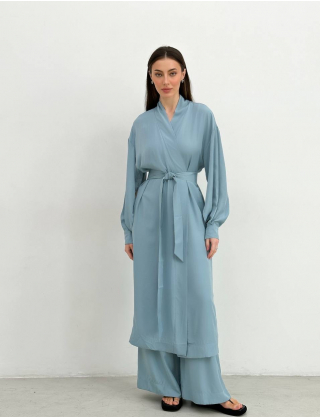 Картинка Світло‑блакитне кімоно в подовженому крої 