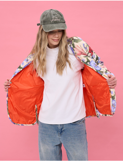 Картинка Куртка з великим флористичним принтом