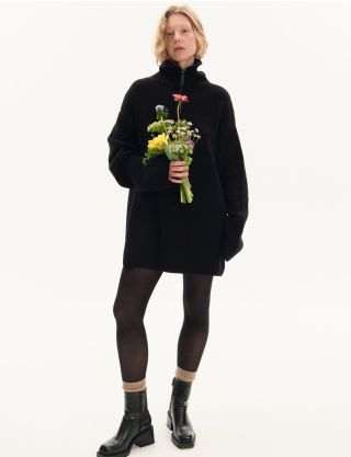 Картинка Светр чорний