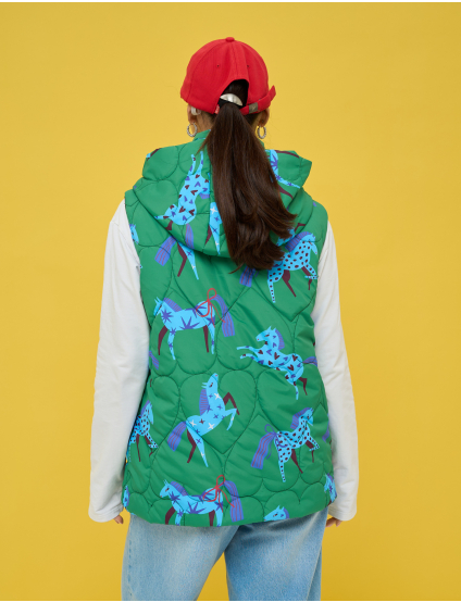 Картинка Жилетка у насиченому зеленому кольорі