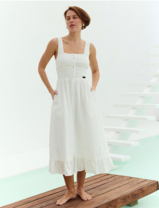 Картинка Легка біла сукня міді з квадратним вирізом