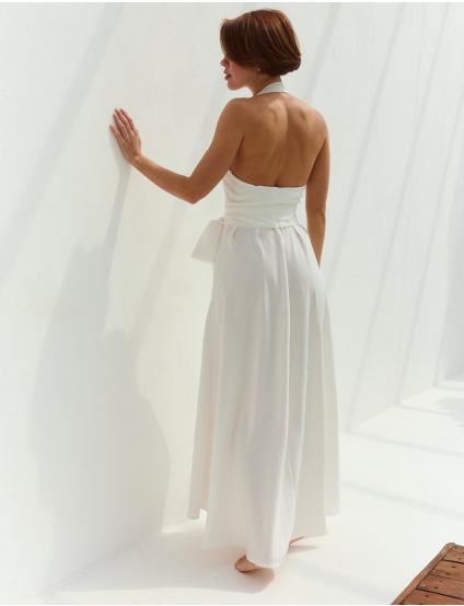 Картинка Біла сукня з відкритою спиною та глибоким V-вирізом