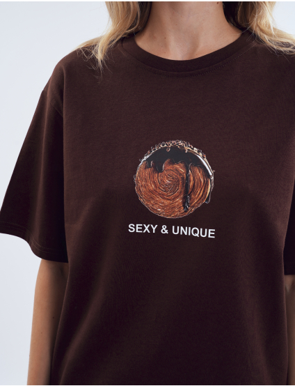 Картинка Футболка оверсайз Sexy&unique коричнева