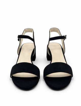 Картинка Босоніжки чорні