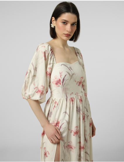Картинка Сукня біла з квітковим принтом