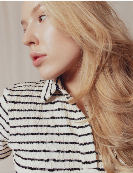 Картинка Футболка поло в чорно-былу смужку