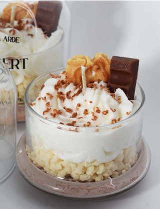 Свічка із серії Dessert glow у лимонного дисерту Картинка Свічка із серії Dessert glow у лимонного дисерту