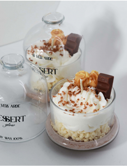 Картинка Свічка із серії Dessert glow у лимонного дисерту