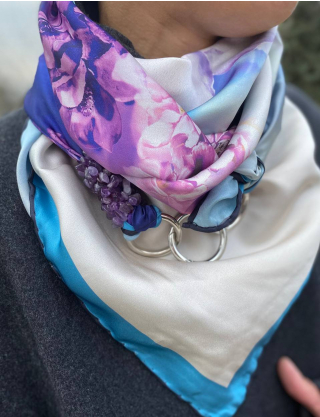 Картинка Дизайнерська шовкова хустка My Scarf "Блакитна гортензія"