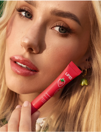 Картинка Бальзам для губ STRAWBERRY LIPPER