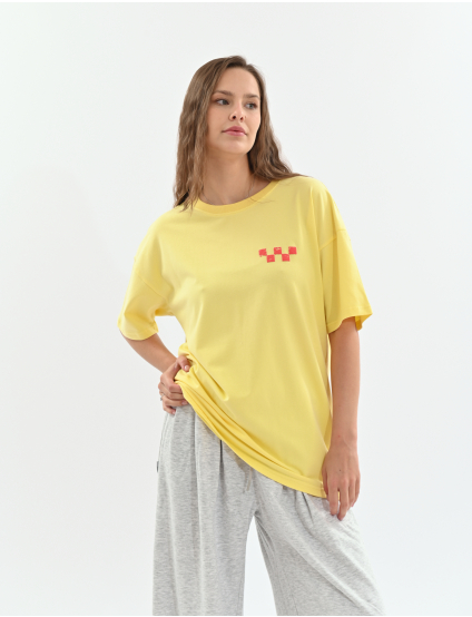Картинка Футболка oversize з авторським принтом жовта