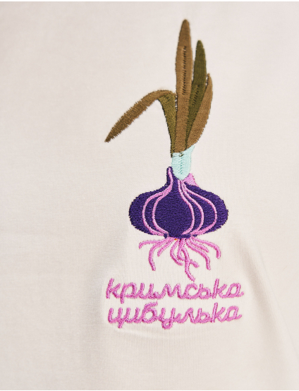 Картинка Футболка з вишивкою "Кримська цибулька"