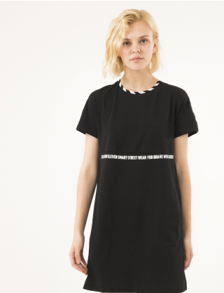 Картинка Чорна сукня-футболка