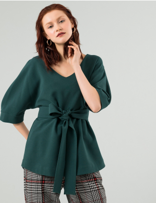 Картинка Жіноча зелена блуза з поясом
