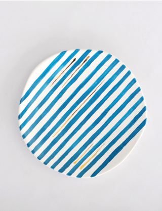 Картинка Синьо-біла керамічна тарілка