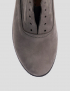 Картинка Жіночі сірі замшеві кросівки