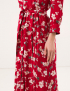 Картинка Бордова сукня з квітковим візерунком