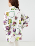 Картинка Жіноча біла блуза з квітковим візерунком