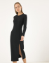 Картинка Чорна сукня-футляр з розрізом